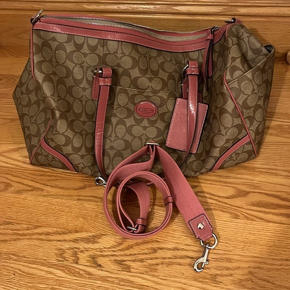 Coach Duffle Bag - Picture 3 of 3